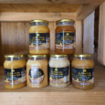 frascos de 1 kg de miel en los distintos origenes que tiene colmenares sempe