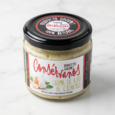 frasco de delicionsa salsa de ajo al cilantro de conservanos
