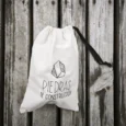 bolsa con piedras de madera de construccion para niños